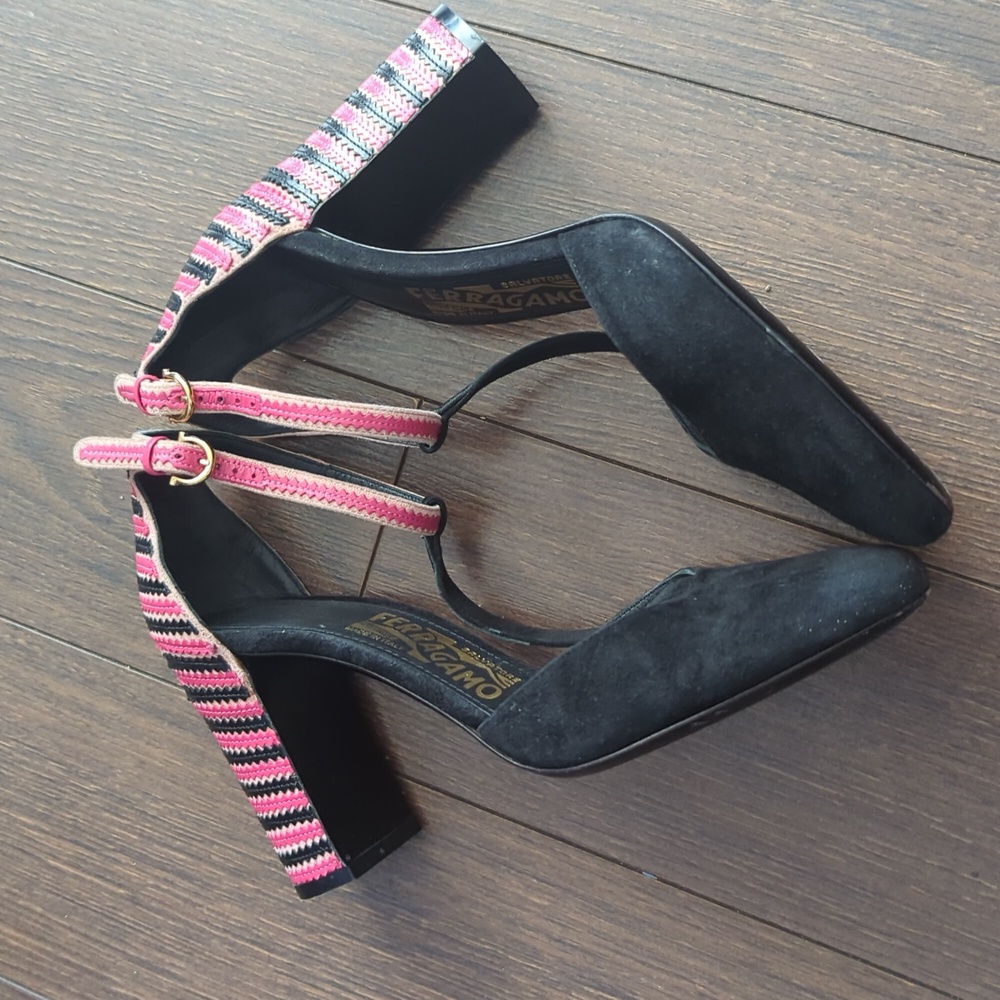 Salvatore Ferragamo Black/Pink Suede And Leather Fergie T-Strap Pumps - Picture 7 of 13